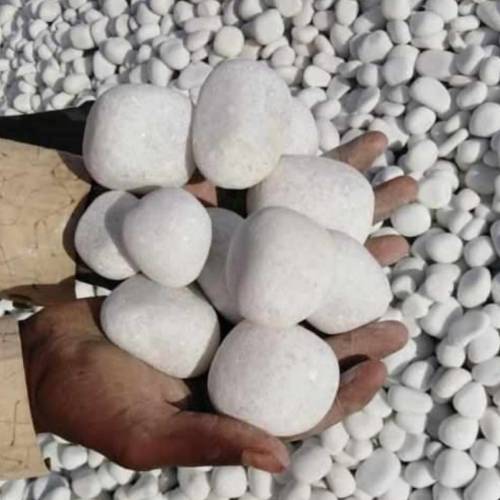 Snow white stone pebbels